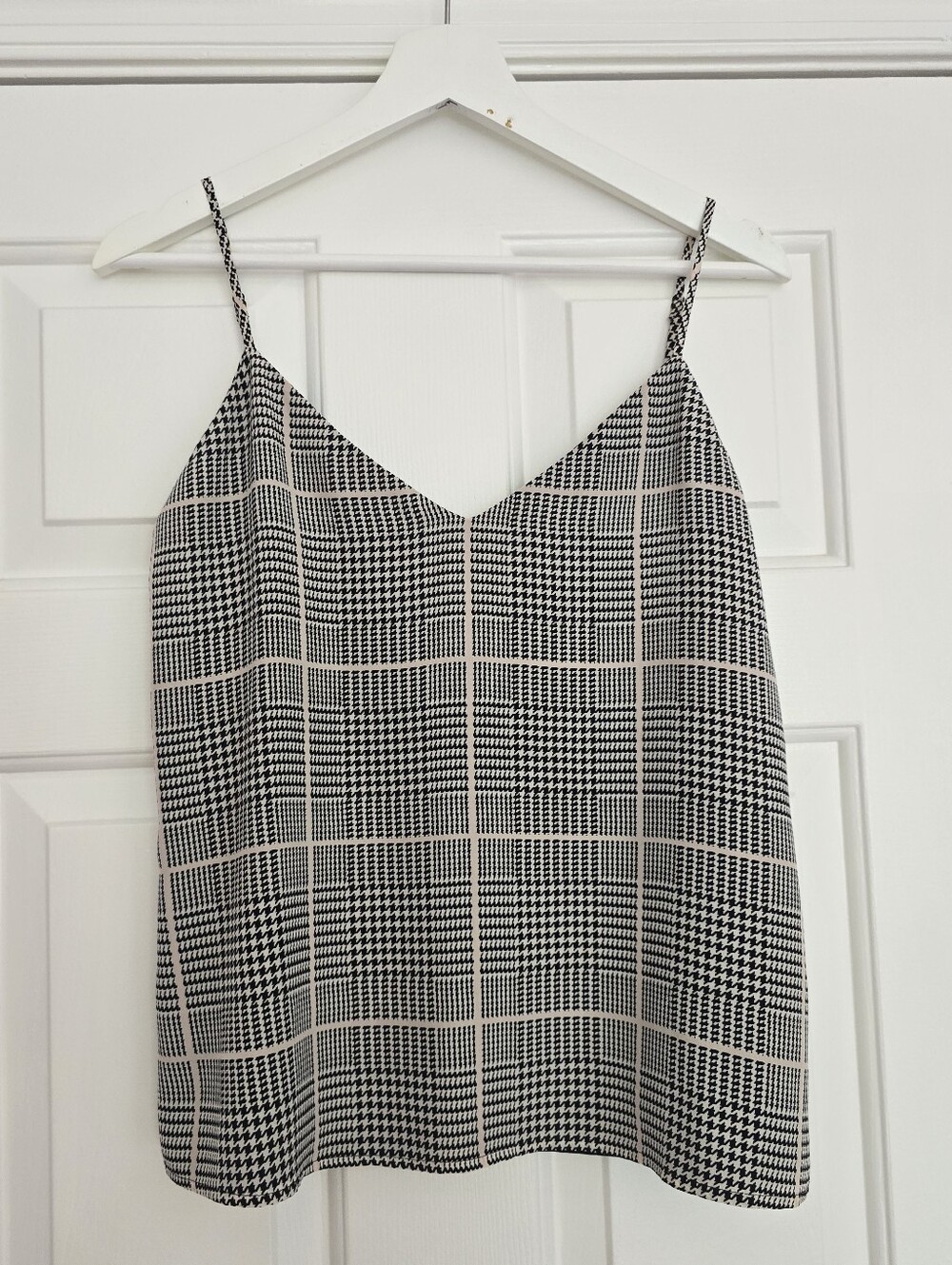 L’AGENCE Silk Plaid Camisole Tank Top Houndstooth V-Neck, Size XS (Fits Size S)